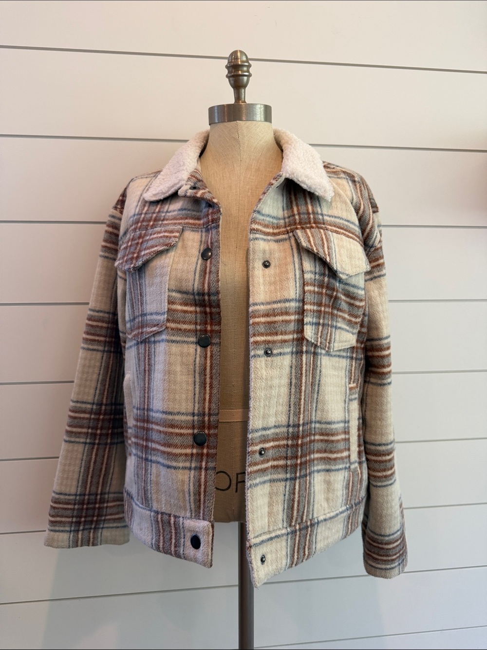 Vigoss Cream Plaid Sherpa Collar Jacket